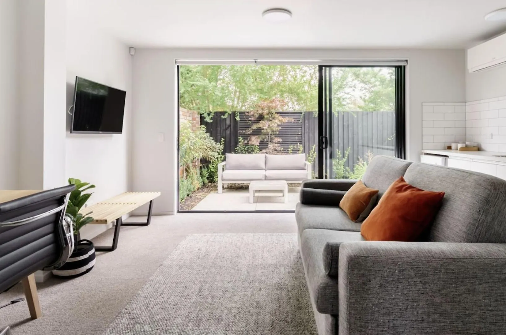 Villa Architectural Urban Diamond Christchurch